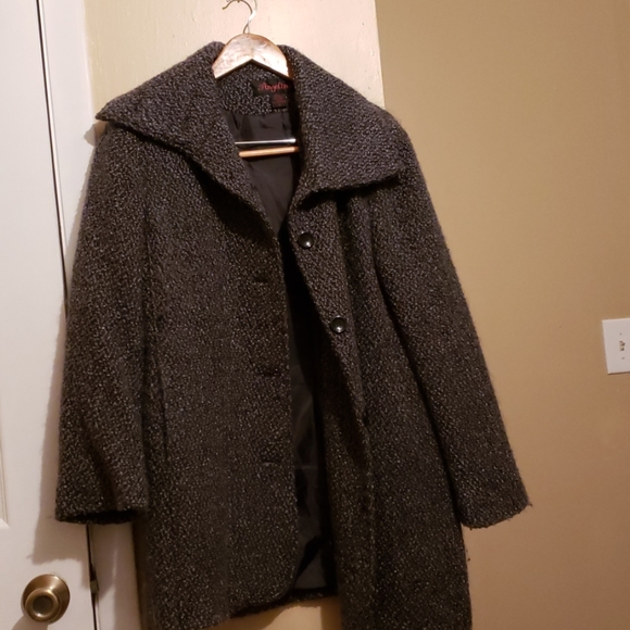 Wool Winter Coat - Picture 2 of 3